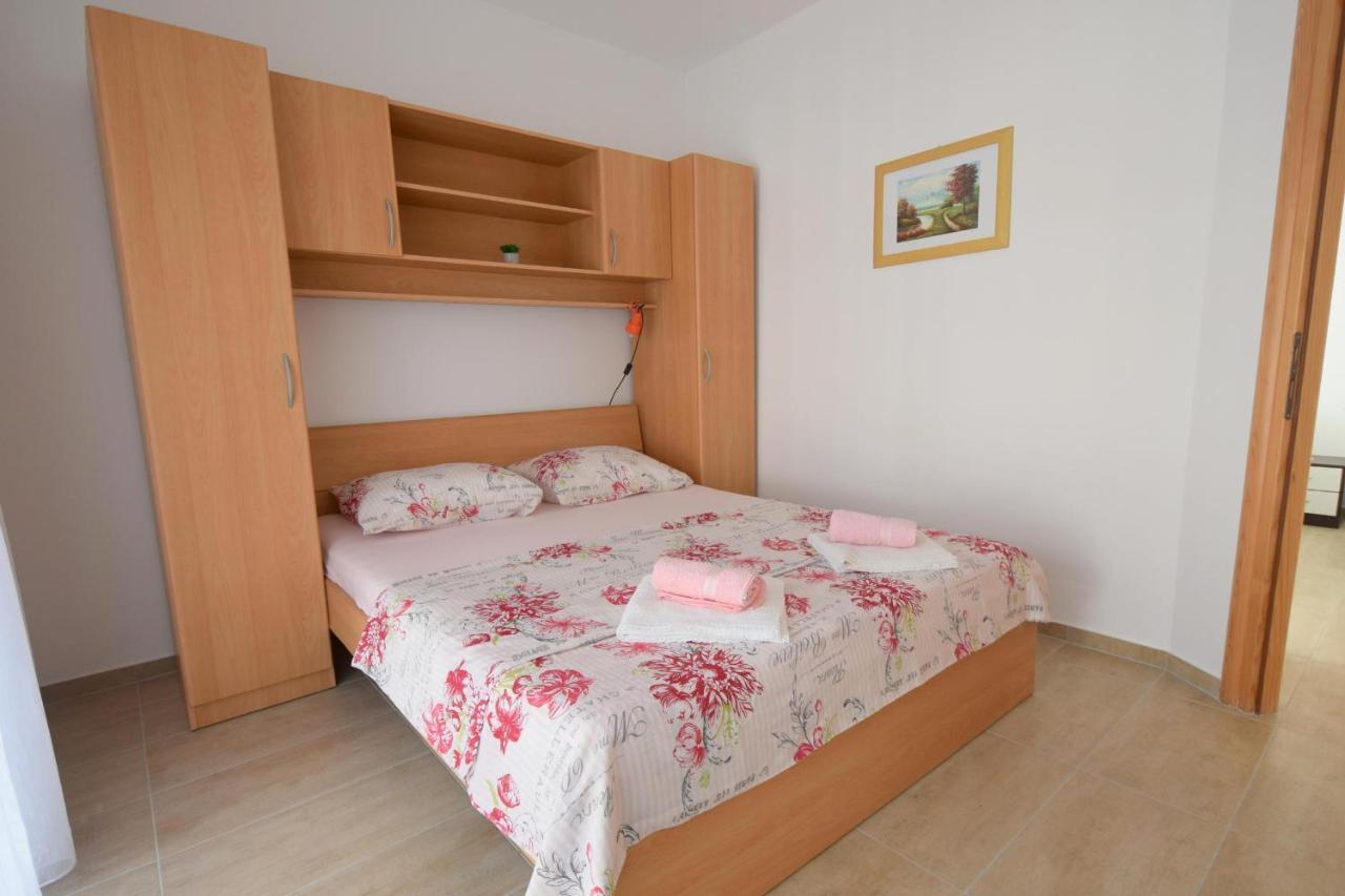 Apartments Buturajac Đảo Krk Ngoại thất bức ảnh
