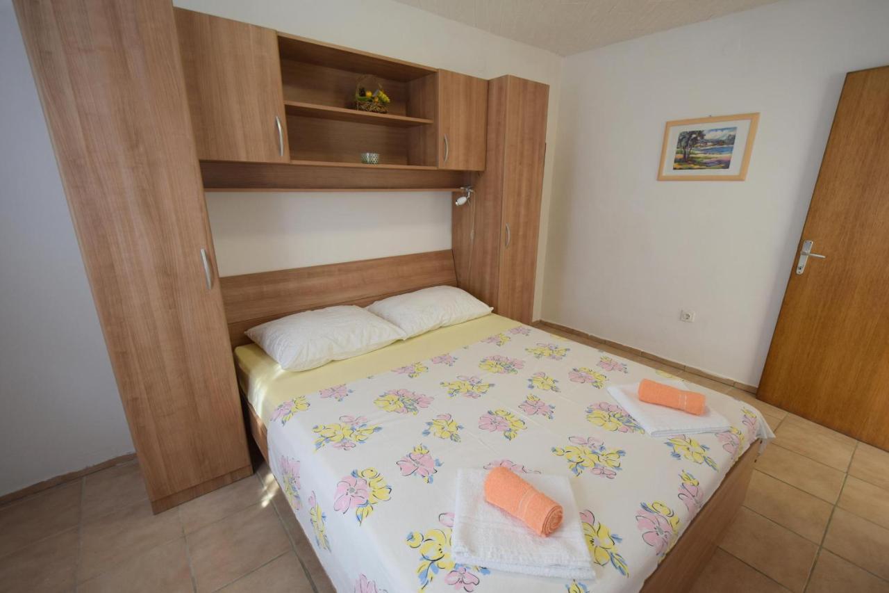 Apartments Buturajac Đảo Krk Ngoại thất bức ảnh